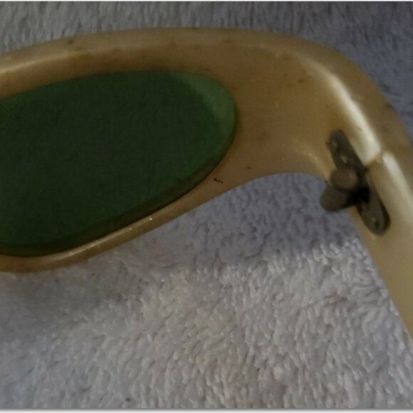 1950s Cool-Ray Polaroid 125~Mid-Century~Retro Fashion Cat Eye SUNGLASSES Vintage main image 12